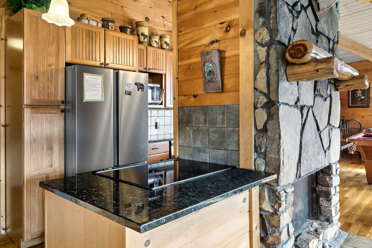 Photo 62 of Four ensuites, VIEWS, Mountainside cabin, Christmas decor, close to Ober