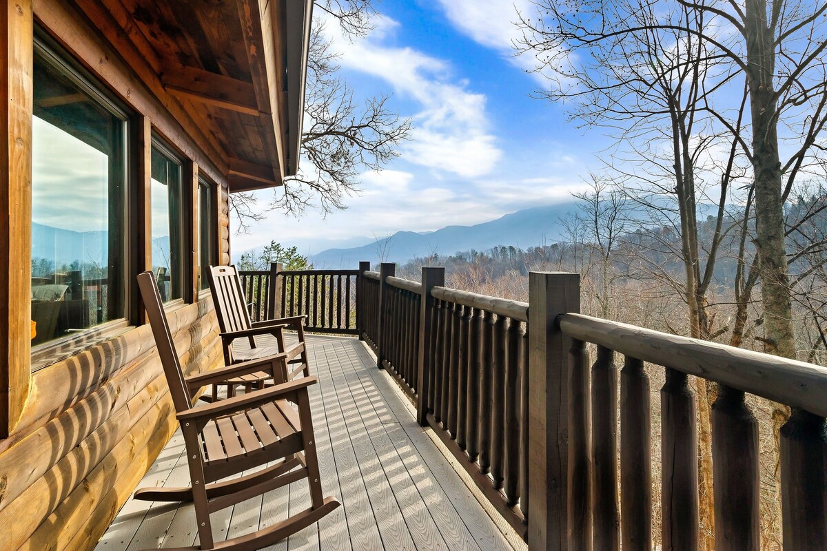 Photo 79 of Four ensuites, VIEWS, Mountainside cabin, Christmas decor, close to Ober