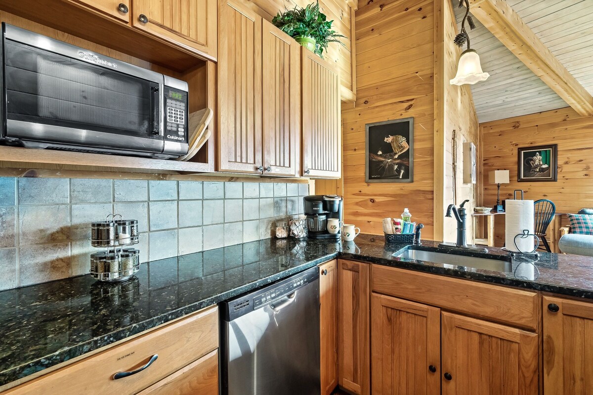 Photo 65 of Four ensuites, VIEWS, Mountainside cabin, Christmas decor, close to Ober