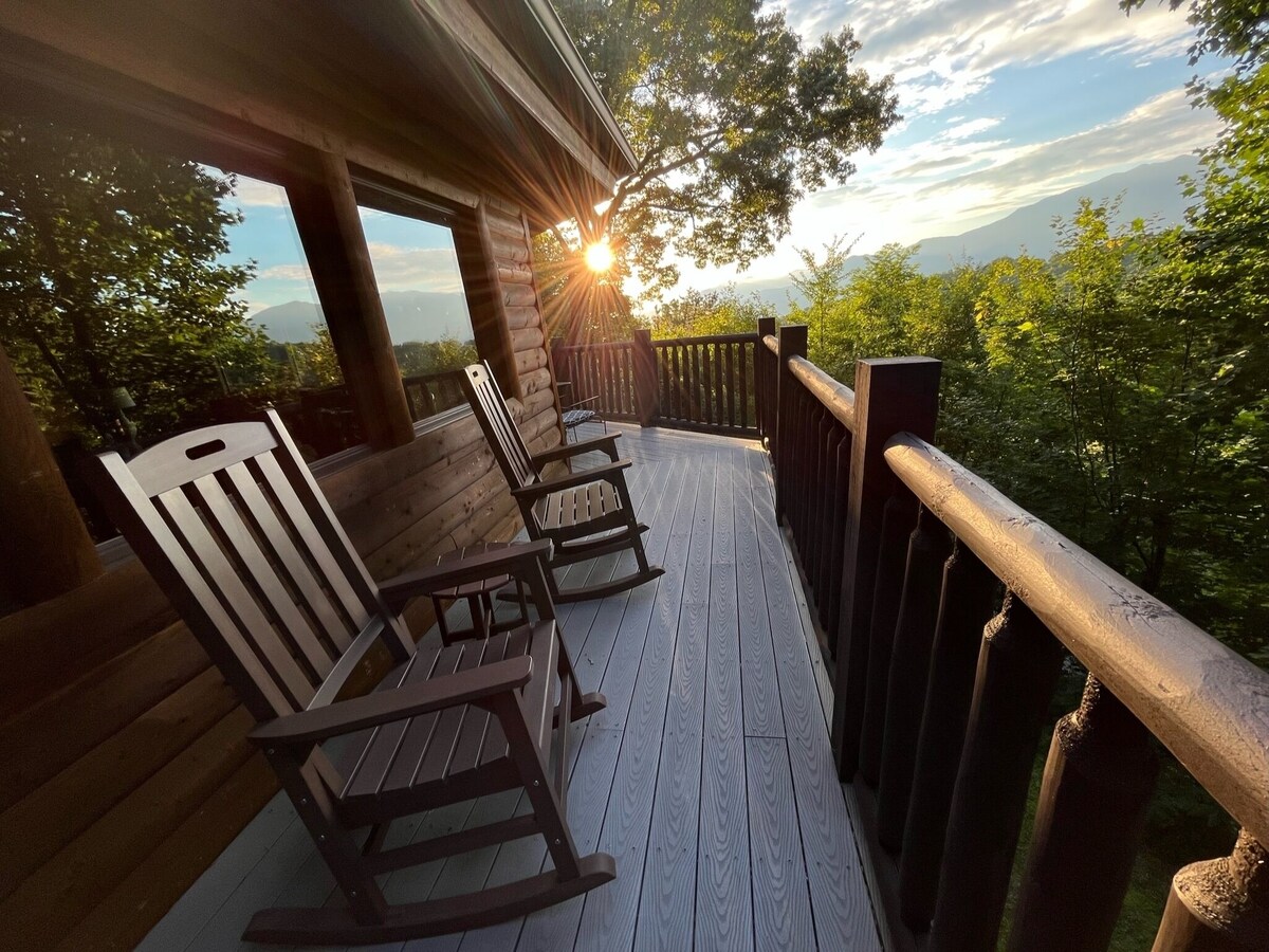 Photo 53 of Four ensuites, VIEWS, Mountainside cabin, Christmas decor, close to Ober