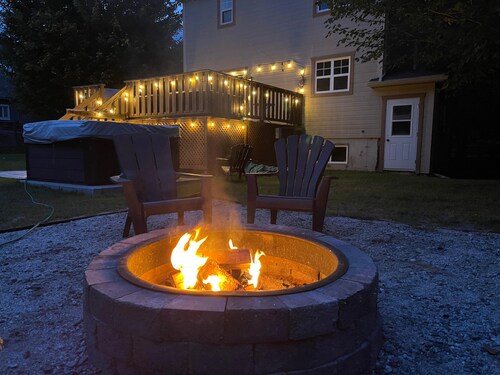 Villa Brébeuf - Relaxing Getaway, Pool or Hot Tub, near Tremblant