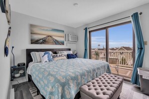 2 habitaciones, escritorio, tabla de planchar con plancha y wifi 