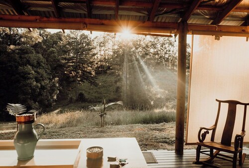 Byron Bay hinterlands vintage-styled nature oasis!