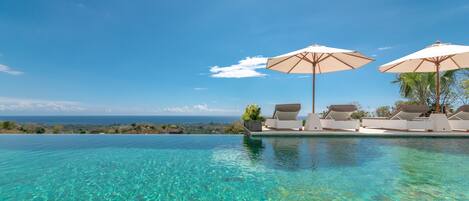 Udendørs pool, infinity-pool