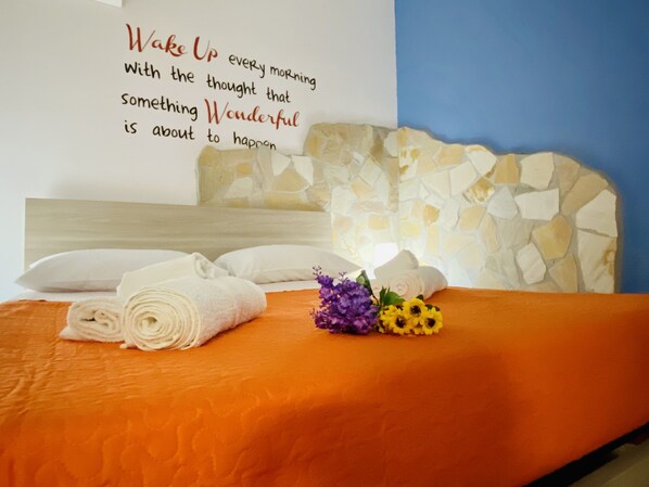 Ferienhaus, 2 Schlafzimmer, barrierefrei, Mikrowelle | 2 Schlafzimmer, Reisekinderbett