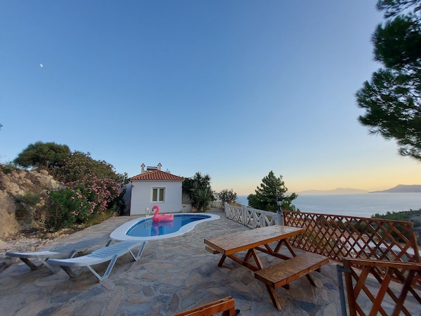 Astonishing House With Sea View In Samos Island - Greece