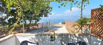 Beautiful House Located on a Hill in Samos Island, 400 m From an Organized Beach