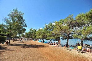 Apartment, 2 Bedrooms, Balcony, City View | Beach