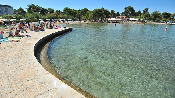 Beach - Enzo Apartment With Air-condition and Wi-fi (Zadar)