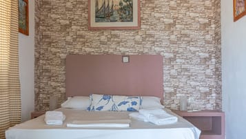 House, 1 Bedroom, Smoking, Balcony | 1 bedroom