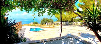 Apartment 800m From Koumeika, Samos