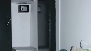 House, 3 Bedrooms, Accessible, Smoking | 4 bedrooms