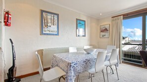 Dining - Lawlers 26 - Mt Hotham (Hotham Heights)