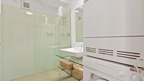 Bathroom - Lawlers 26 - Mt Hotham (Hotham Heights)
