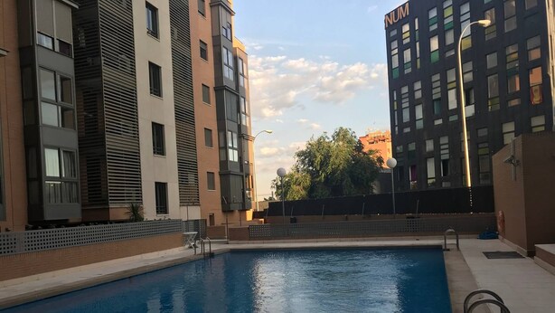 Outdoor pool - Apartamento En Madrid Situado Cerca De Metro Y Autobus (Madrid)