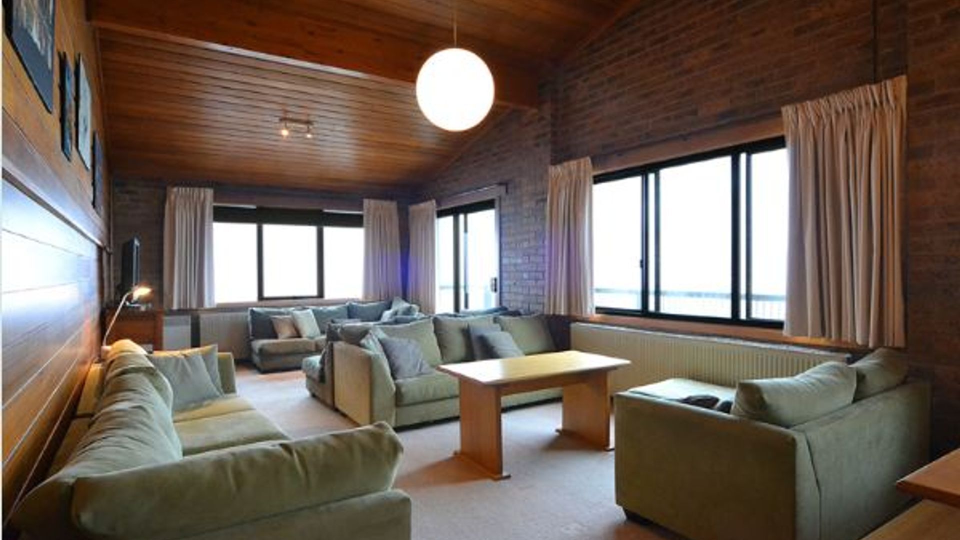 Lawlers 40 - Spacious chalet perfect for families and groups
