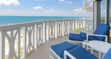 DIRECT OCEANFRONT Condo with BREATHTAKING VIEWS!