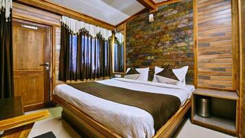 10 slaapkamers, luxe beddengoed, gratis wifi, beddengoed