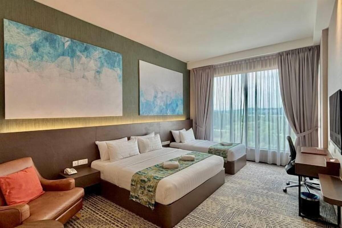 1 bedroom, minibar, desk, soundproofing