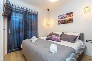 2 bedrooms, free WiFi, bed sheets
