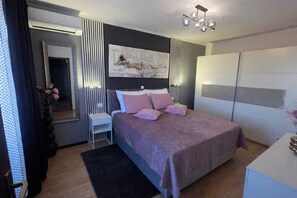 4 habitaciones, wifi gratis y ropa de cama 