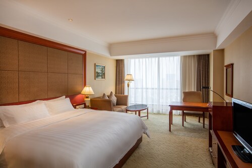 Wuhu Golden Eagle Summit Hotel
