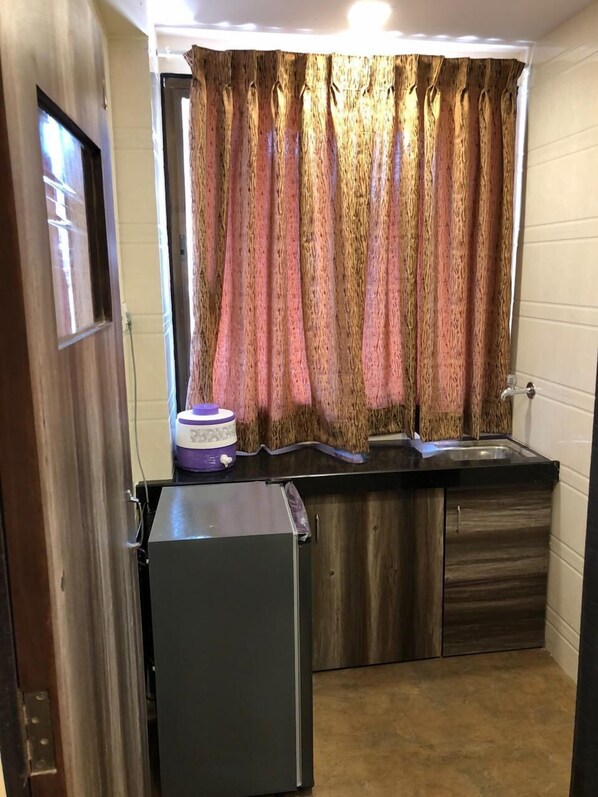 In-room safe, desk, free WiFi, bed sheets