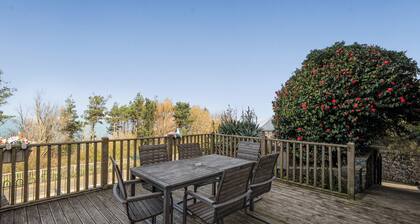 4Br Stunning Sea View Escape-near Snowdonia & Coastal Trails