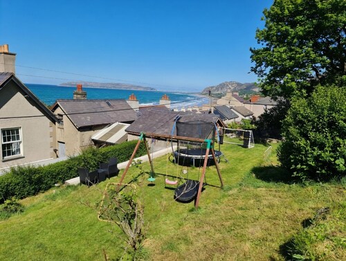 4Br Sea View Escape-near Snowdonia& Coastal Trails