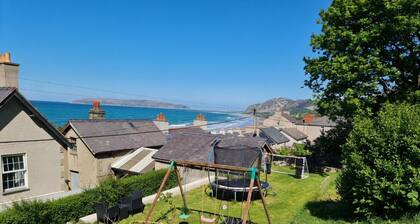 4Br Sea View Escape-near Snowdonia& Coastal Trails