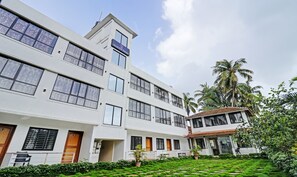 Exterior - Itsy Hotels Morjim Pride (Morjim)