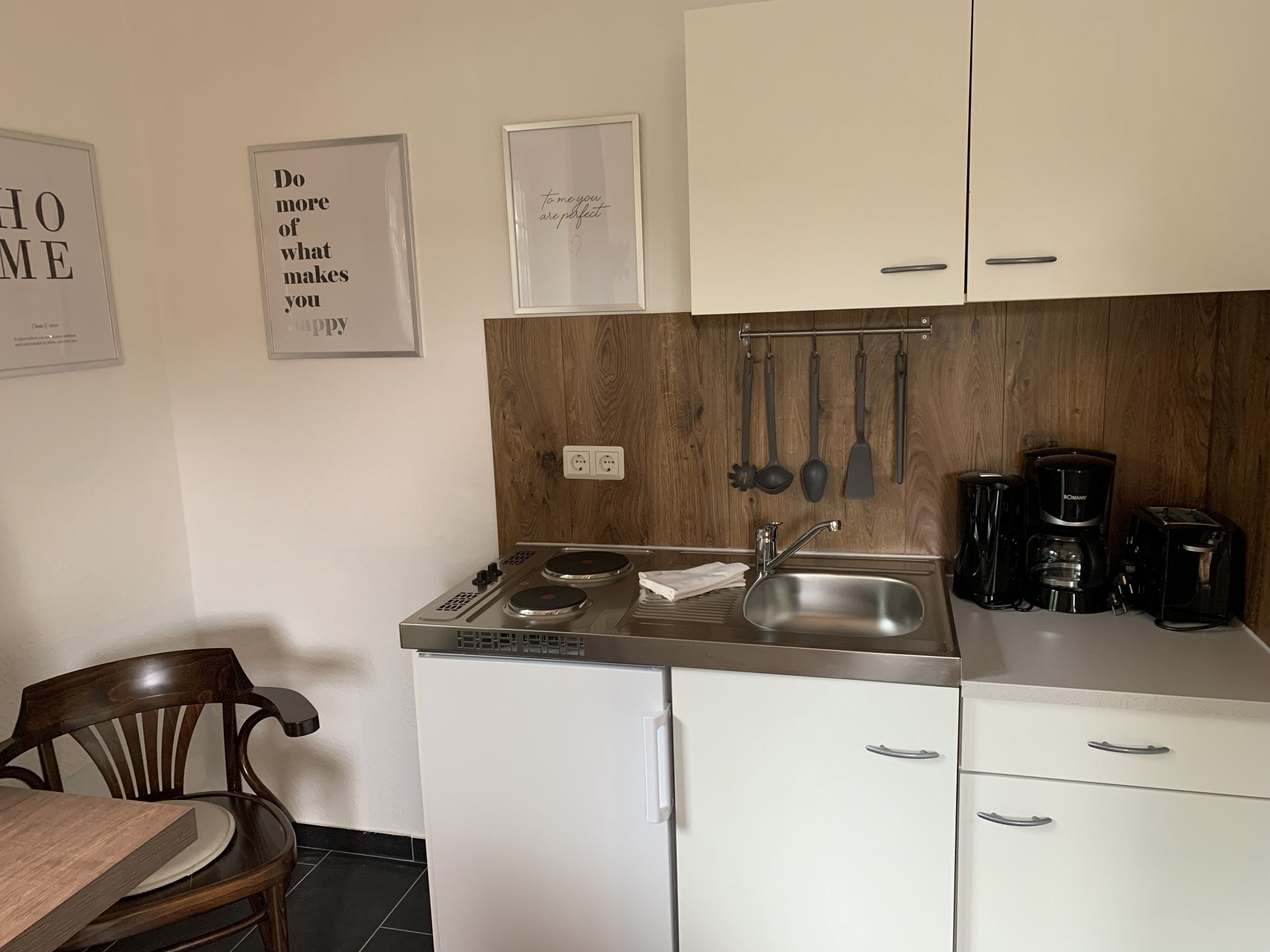 Comfort-Studio, Nichtraucher, eigenes Bad | Eigene Küche | Kühlschrank, Herdplatte, Toaster, Kochgeschirr/Geschirr/Besteck