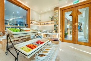 Daily continental breakfast for a fee - Phukalini Luxury Pool Villa & Onsen (Hua Hin)