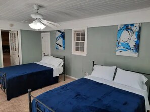 8 bedrooms, iron/ironing board, free WiFi, bed sheets