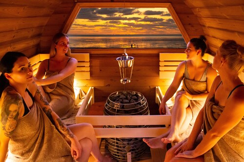 Vacation apartment directly on the dike