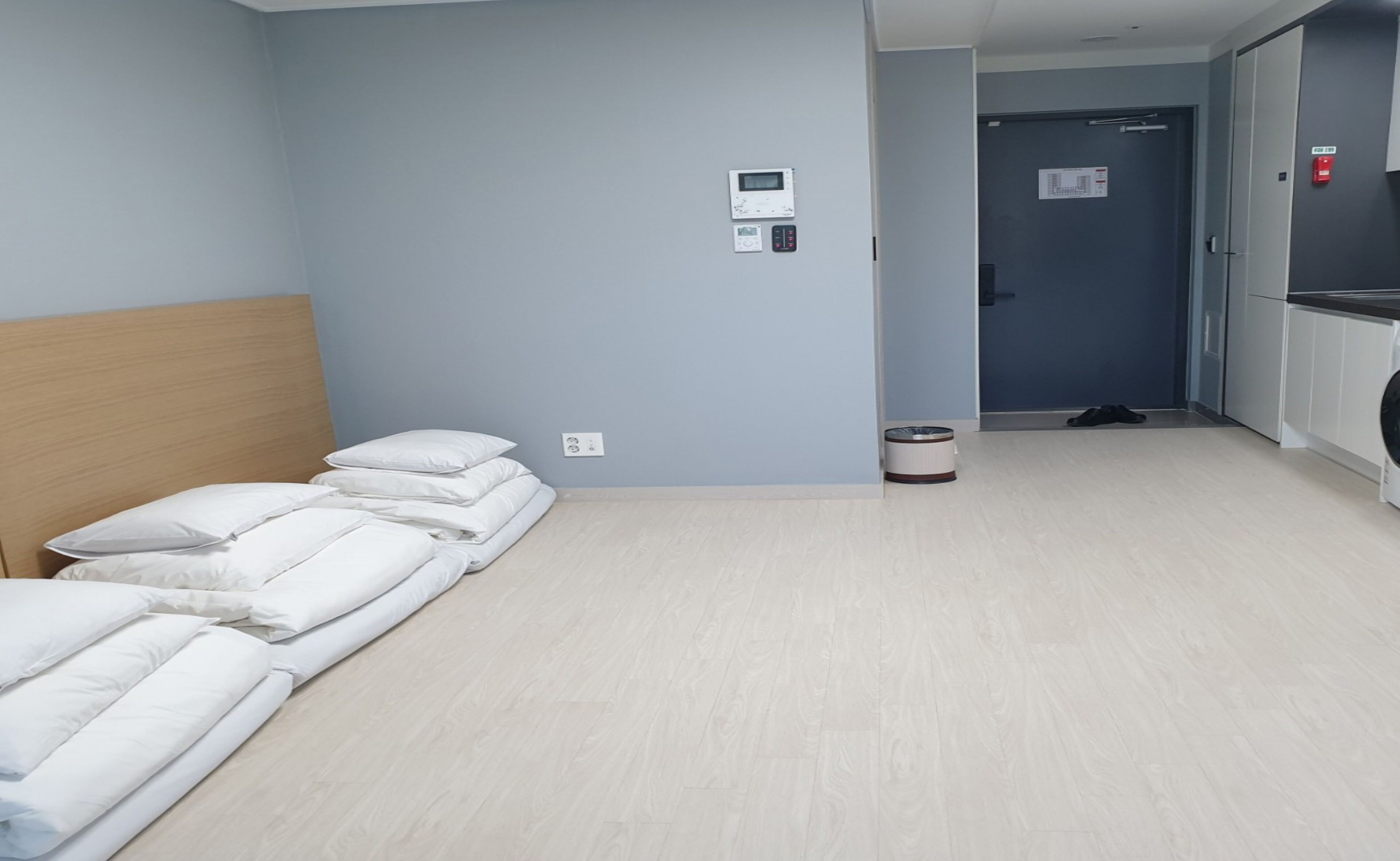 standard room, city view (ondol) | individually decorated, individually furnished, free wifi, bed sheets