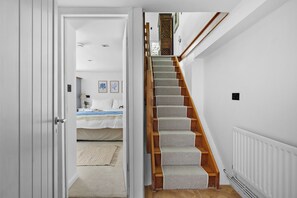 7 Schlafzimmer, Bügeleisen/Bügelbrett, kostenloses WLAN, Bettwäsche
