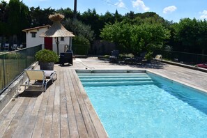 Outdoor pool - Chambre D'hôtes Indépendante en Provence - Piscine / Jacuzzi (Eyragues)