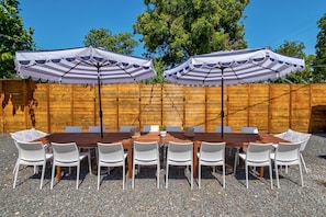 Outdoor dining