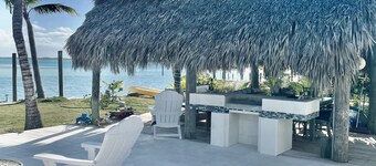 Island Home with Beautiful View, Private Pool and 60 ft Dock/ Generator 