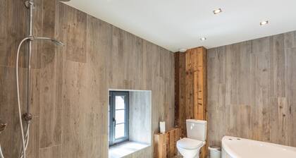 Incroyable Chalet typique dans les Vosges du Sud (Alsace)