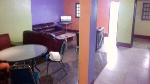 Unclassified image, 2 of 73, button - DJOUDA HOTEL NKONGSAMBA (Nkongsamba)