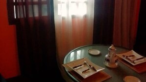Unclassified image, 5 of 73, button - DJOUDA HOTEL NKONGSAMBA (Nkongsamba)
