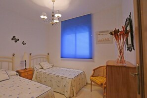 2 bedrooms, iron/ironing board, bed sheets - Apartamento Mallorca Inmomart (Benicarló)