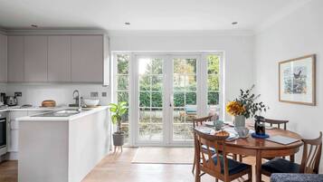 Apartment | Private kitchen | Fridge, microwave, oven, stovetop