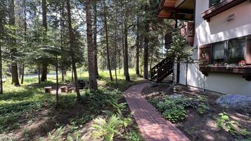 Enceinte de lâhĂ©bergement