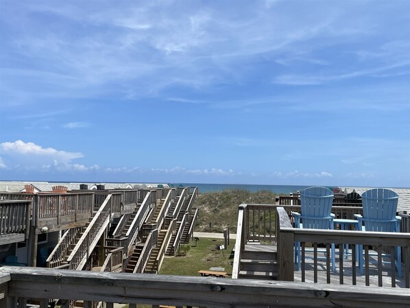 Property grounds - Come and Relax at Paradise Found! (HATTERAS)