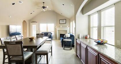 Beautiful 5BD/3BA Near BLD/Waterpark/AT&T Stadium