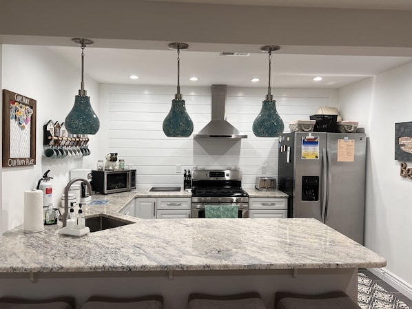 Microwave, oven, stovetop, dishwasher