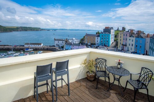 St. Julians View - 1 Bedroom Apartment - Tenby